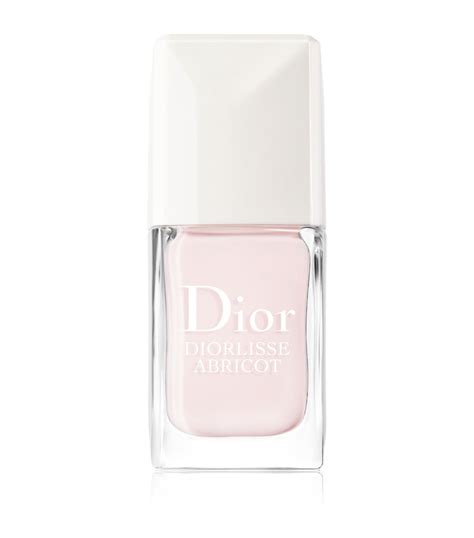 dior apricot manicure